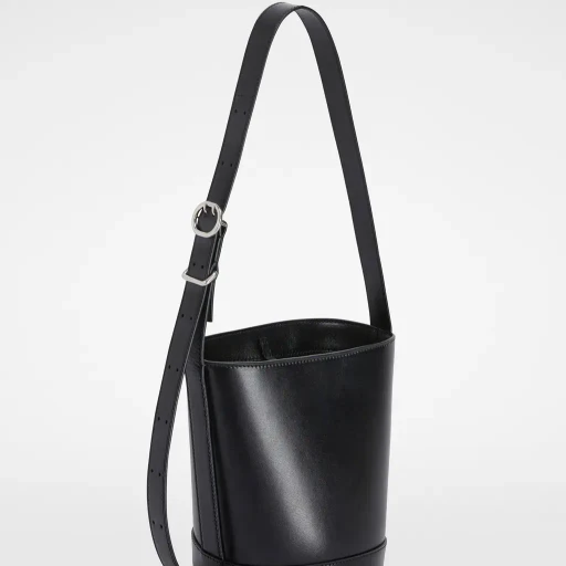 Cannolo Bucket