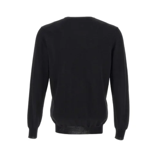 Long-Sleeved Knitwear