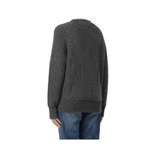 Crew Neck Long-Sleeved Sweater