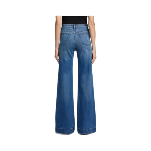 Belt-Loop Jeans