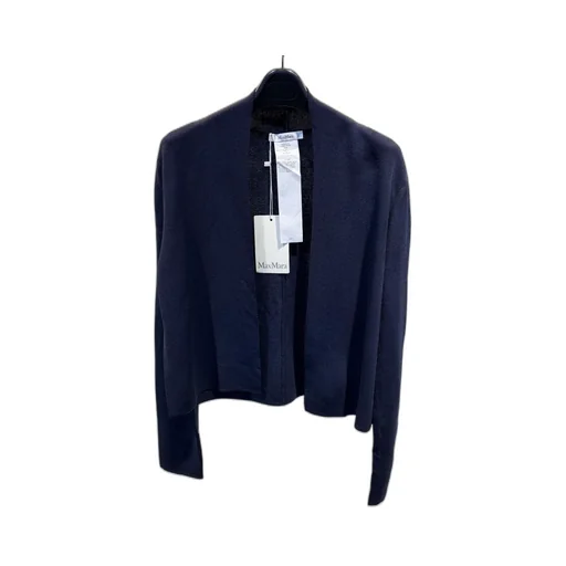 Long-Sleeved Knitwear