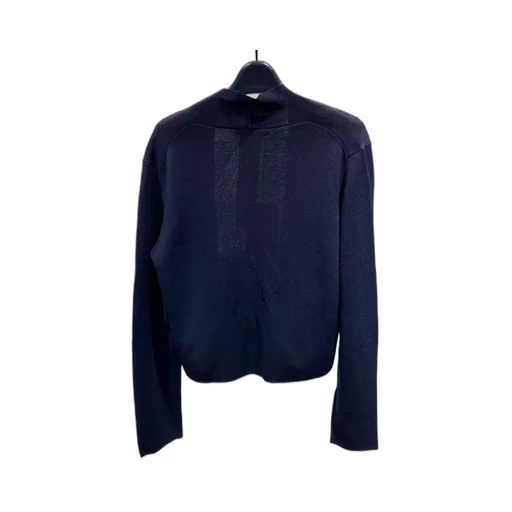 Long-Sleeved Knitwear