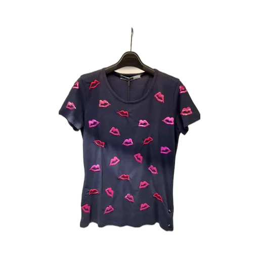 Short-Sleeved T-Shirt