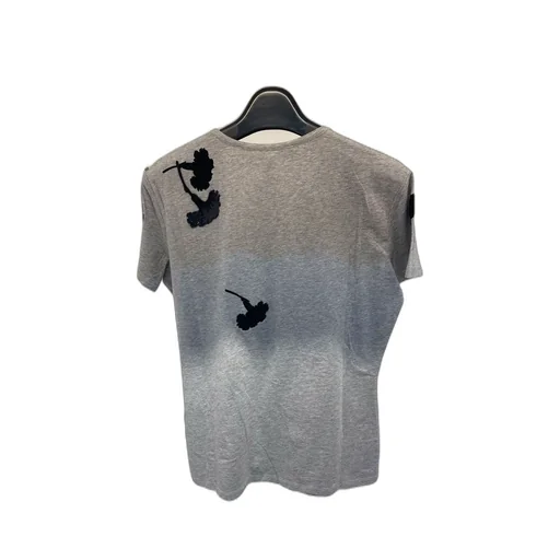 Short-Sleeved T-Shirt