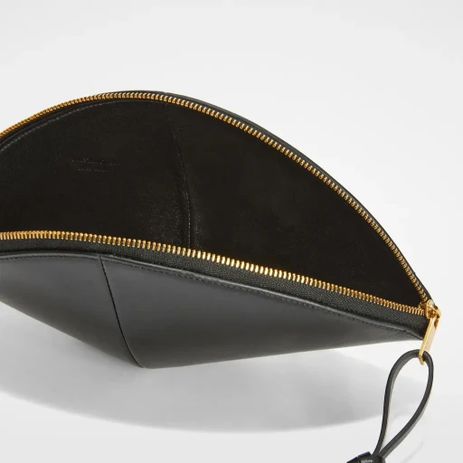 Curve Clutch Medium