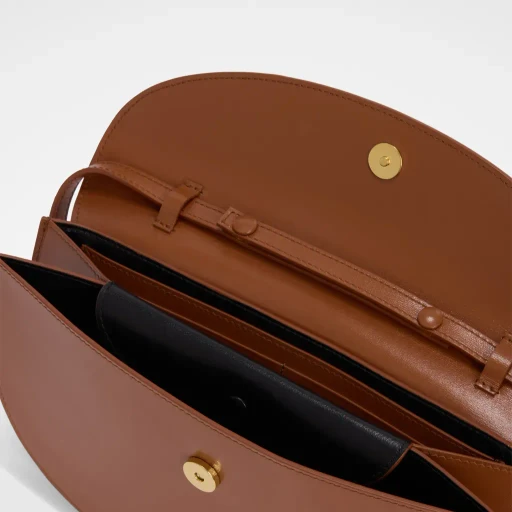 Curve Wallet With Strap