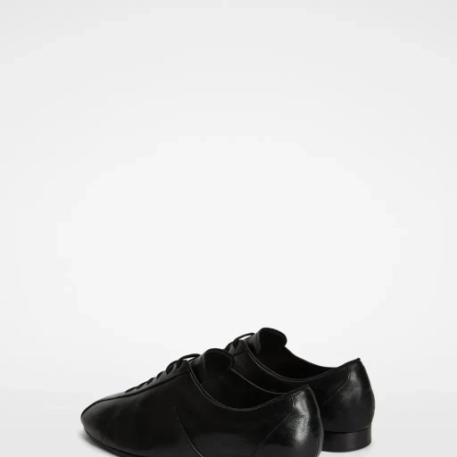 Hamburg Lace-Up Shoe