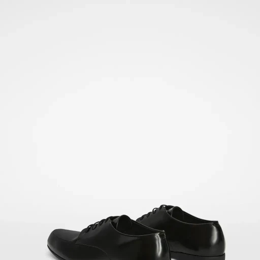 Lace-Up Shoe