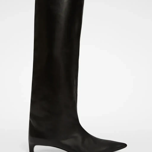 Knee Boot
