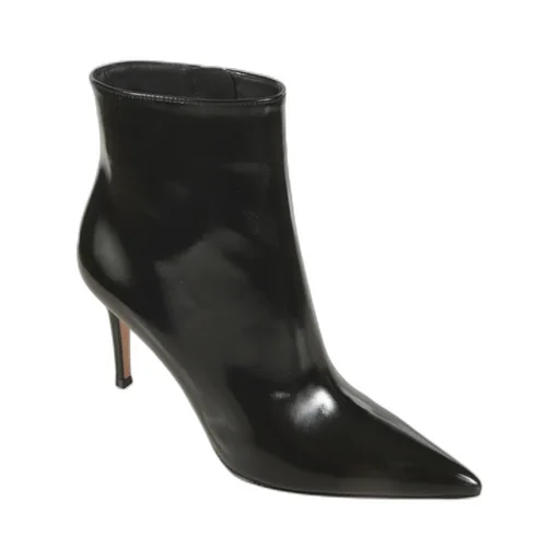 Gianvito Rossi Pointed-Toe Ankle Boots
