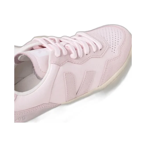 Veja Round-Toe Lace-Up Sneakers