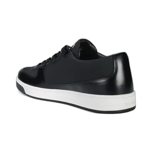 Round Head Low-Cut Sneakers