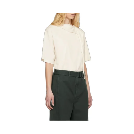 Scarf T-Shirt
