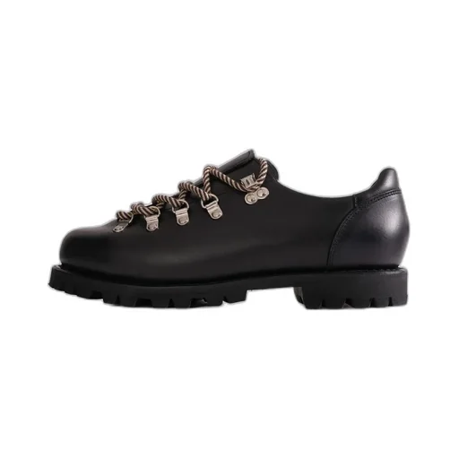 Lacing Casual Shoes
