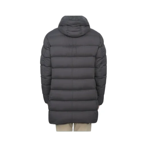 Long-Sleeved
