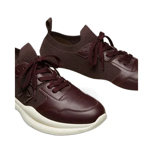 5050 Sneakers