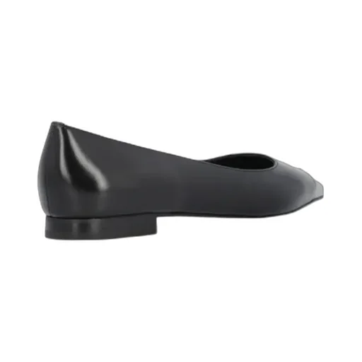 Toe-Embellished Leather Ballerina Shoes