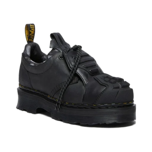 Lacing Casual Shoes
