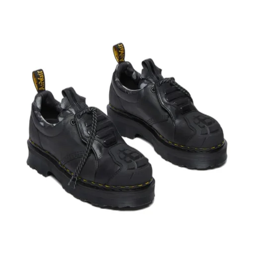 Lacing Casual Shoes