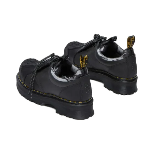 Lacing Casual Shoes