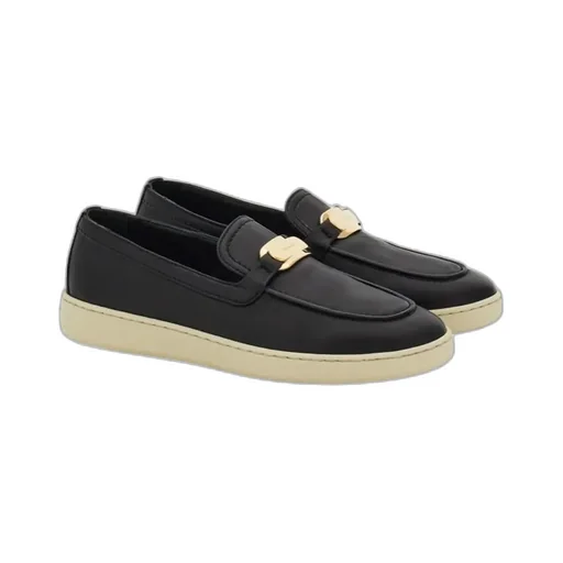 Var Buckle Sandals