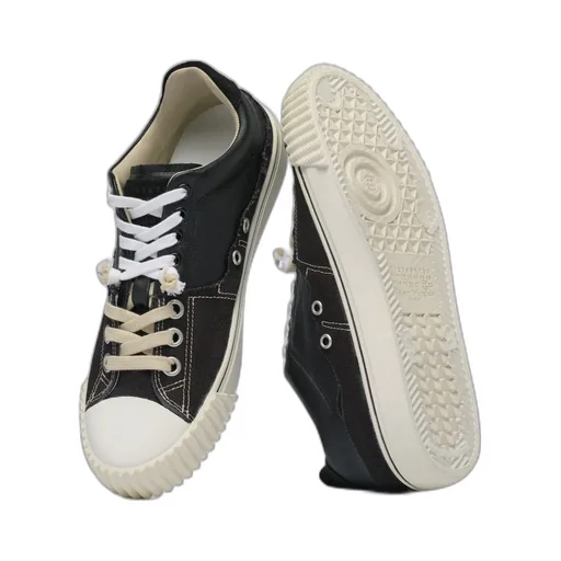 Maison Margiela Round-Toe Lace-Up Sneakers