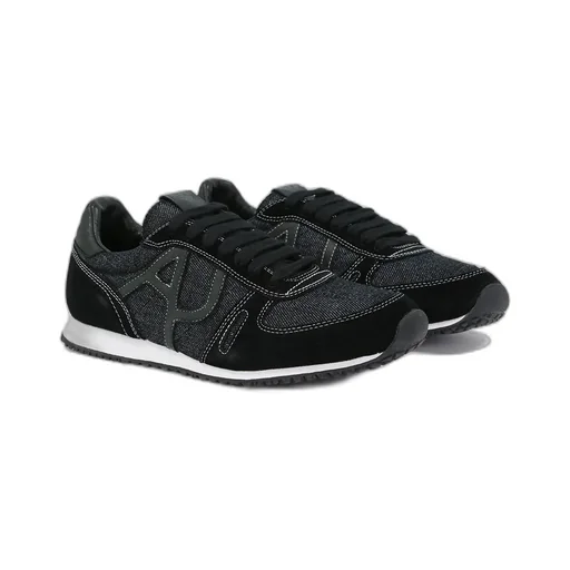 Logo Details Casual Sneakers