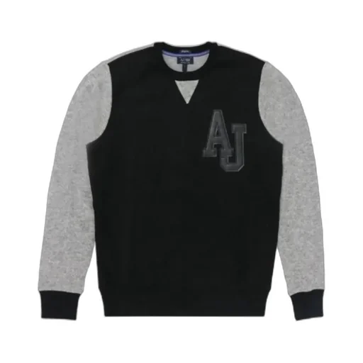 Round-Necked Logo Pullover