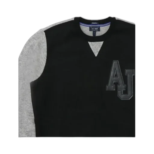 Round-Necked Logo Pullover