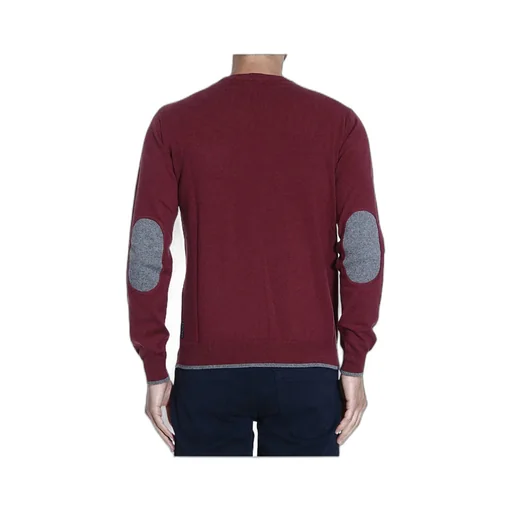 Round-Necked Logo Pullover