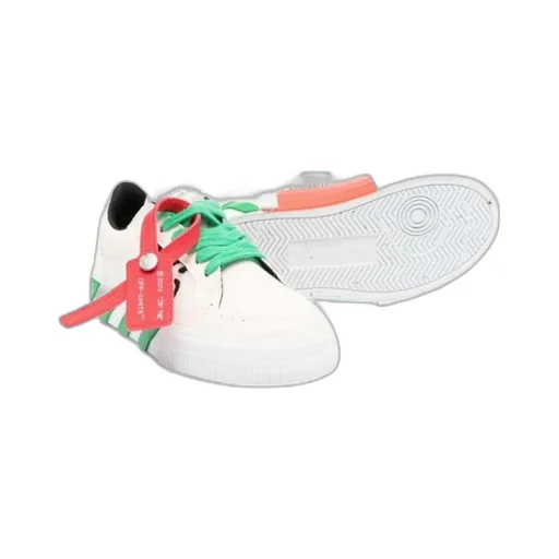 Low Vulcanized Leather Sneakers