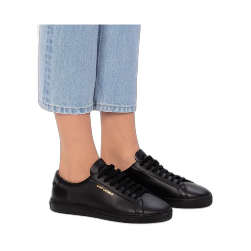 Andy Low-Top Sneakers