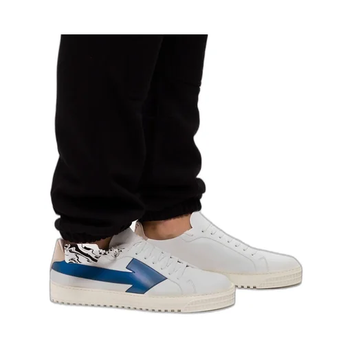 Off-White Arrows Low Sneakers