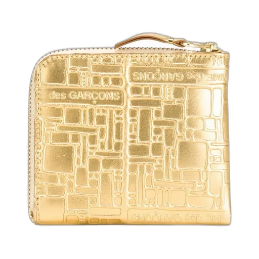 Crocodile-Effect Leather Zip Wallet