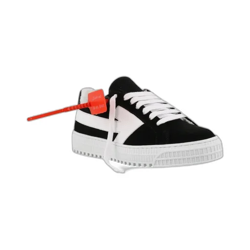 Arrow Logo Sneakers