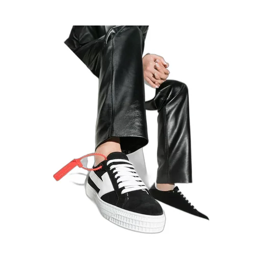 Arrow Logo Sneakers