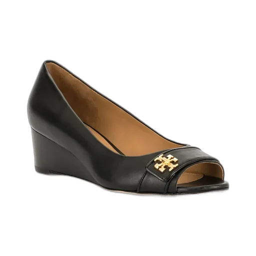Kira Pumps