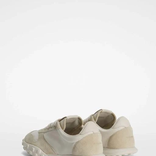 Moon Sneaker
