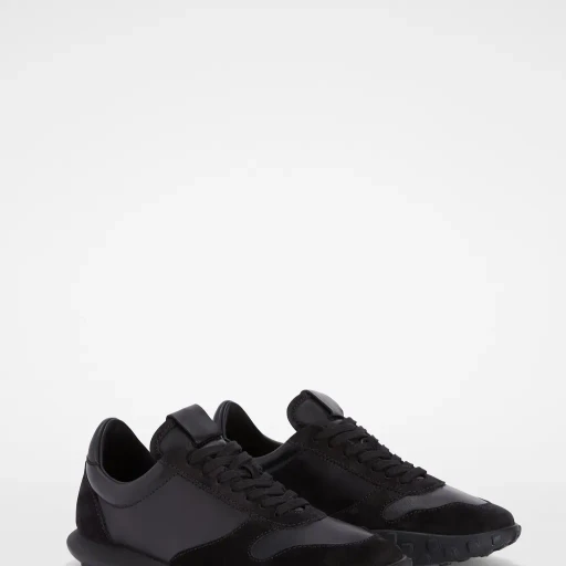 Moon Sneaker
