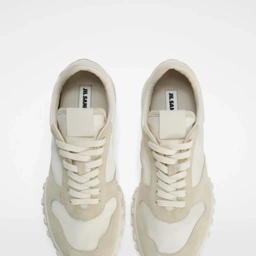 Moon Sneaker