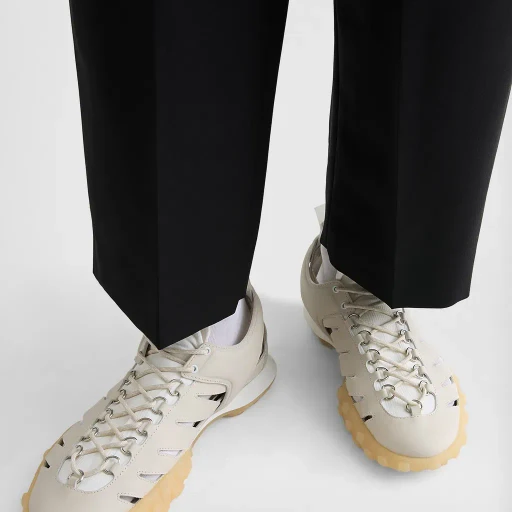 Moon Sneaker