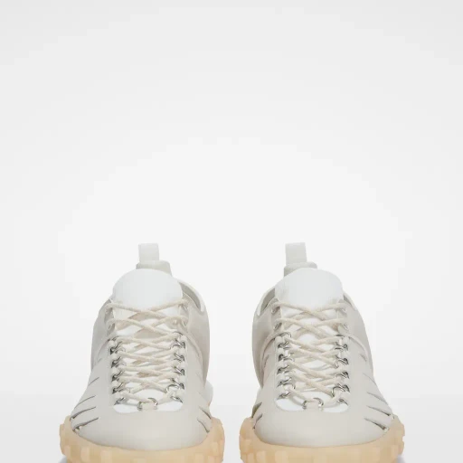 Moon Sneaker