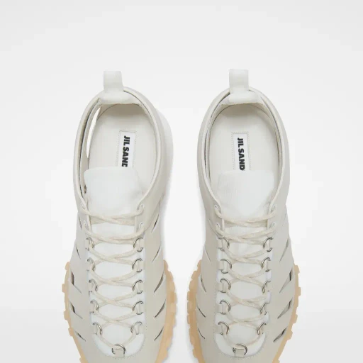 Moon Sneaker