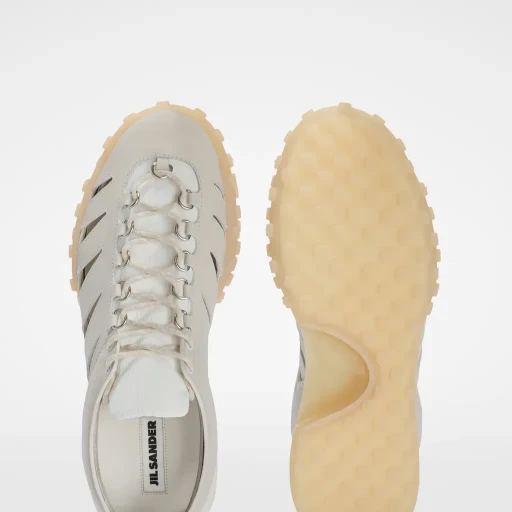 Moon Sneaker