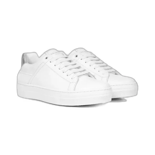 Round Head Low-Cut Casual Sneakers