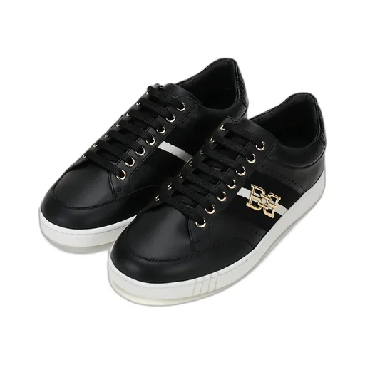 Logo-Plaque Low-Top Sneakers
