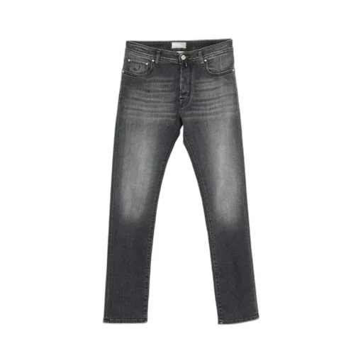 Belt-Loop Jeans