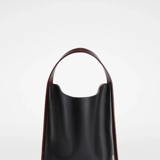 Pivot Tote