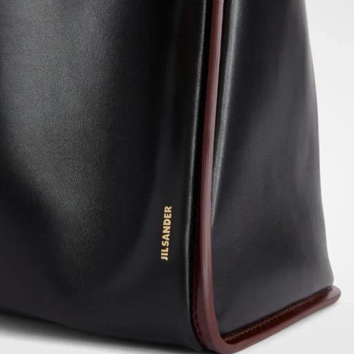 Pivot Tote