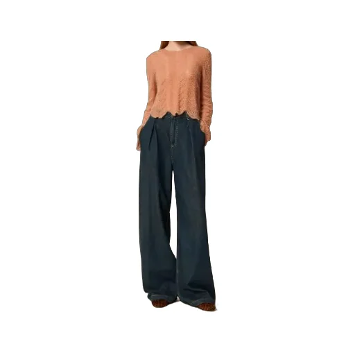 Pleat-Detail Jeans